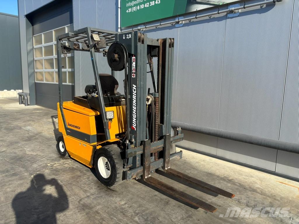 Jungheinrich EFG 425 Heftruck Chariots élévateurs électriques