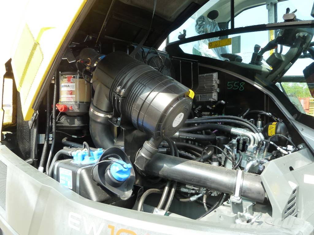 Wacker Neuson EW100-2 Wheeled excavators