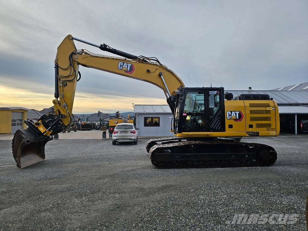 CAT 326 F L Vikšriniai ekskavatoriai
