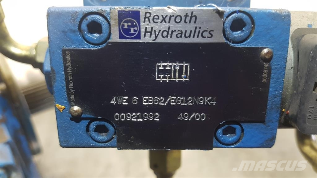 Poclain Hydraulics PV089-R3SA1-N230F-Drive pump/Fahrpumpe/ Hydraulik