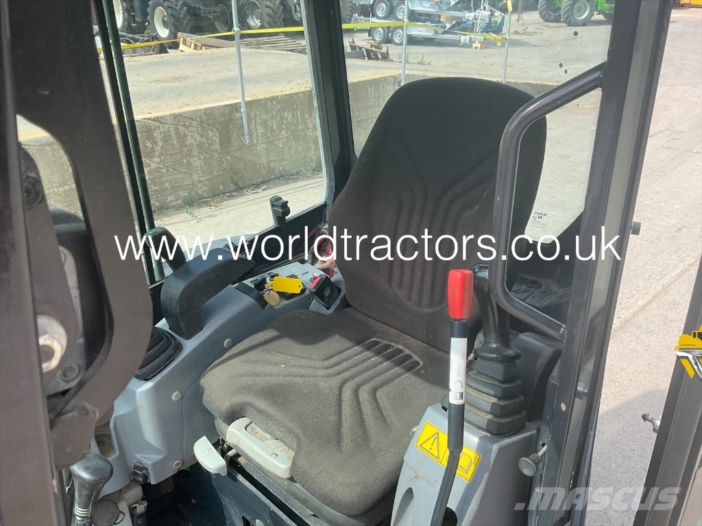 Kubota U 27-4 Minigravemaskiner