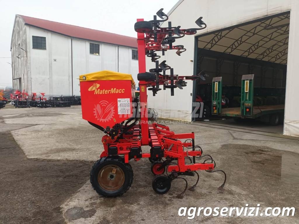 MaterMacc UNICA PVI 6F 75 CM حراثات صفوف المحاصيل