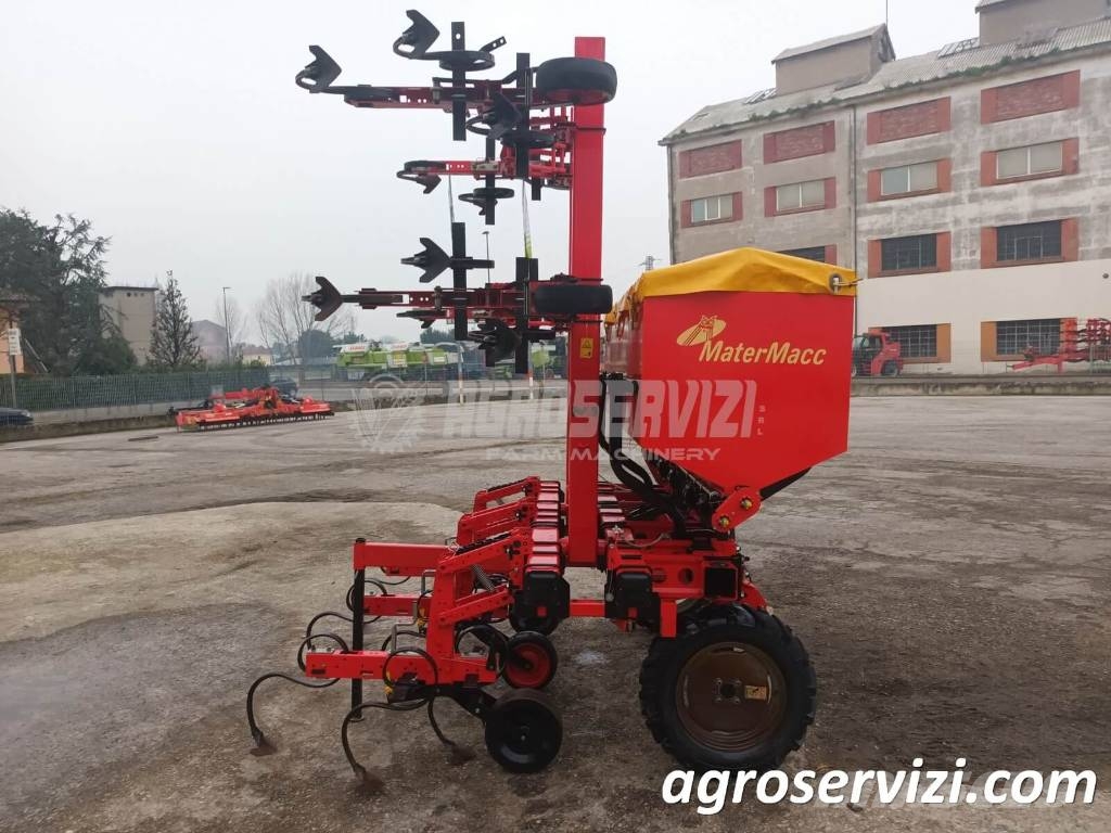 MaterMacc UNICA PVI 6F 75 CM حراثات صفوف المحاصيل