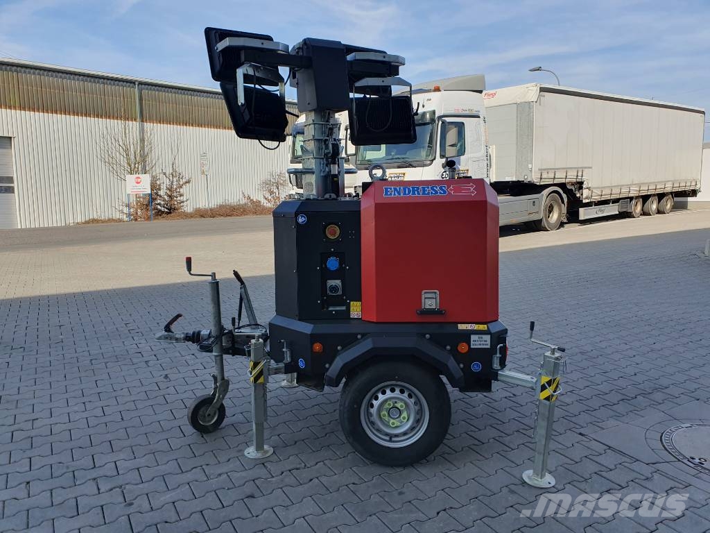 Endress EFA 850 S4 320 ST Lichtmast / nur 657 h / 2021 Torres de iluminación
