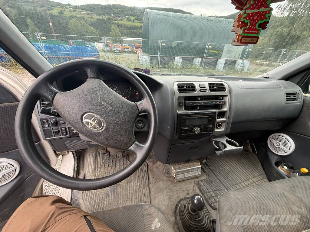 Toyota Hiace Panel vans