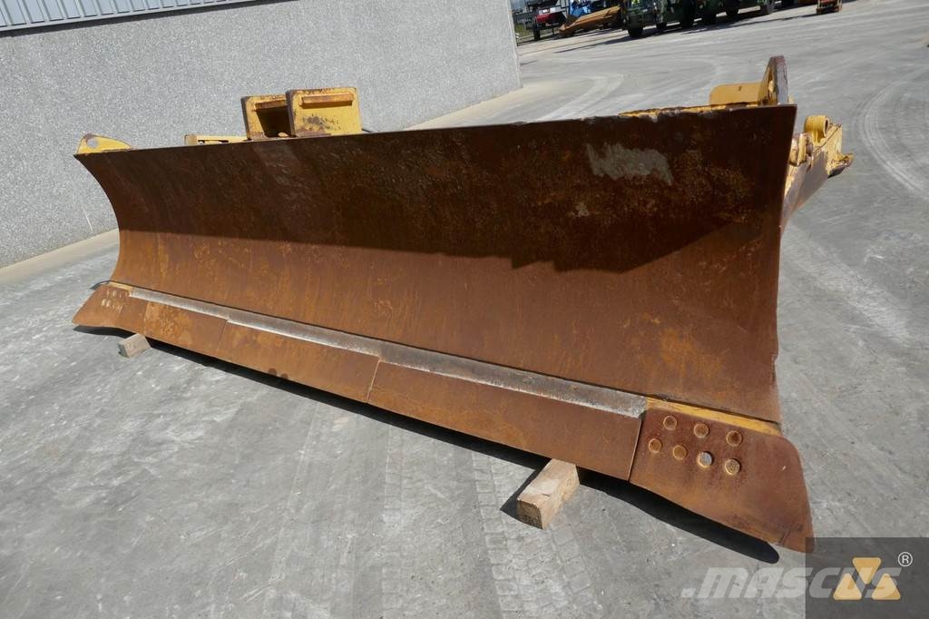 CAT D8T Blade Lâminas