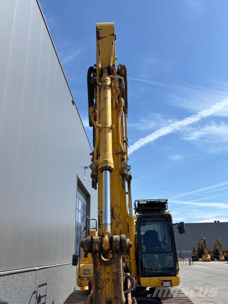 Komatsu HB 215 LC-2 Hybrid Pásová rýpadla