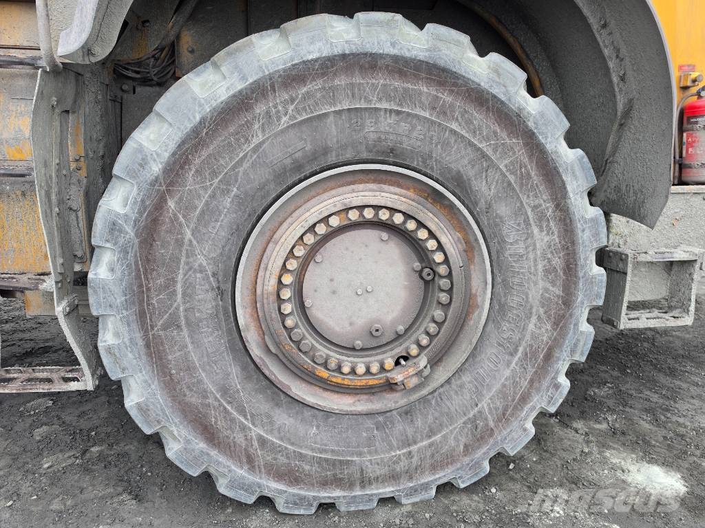 CAT 982 M Hjullastare