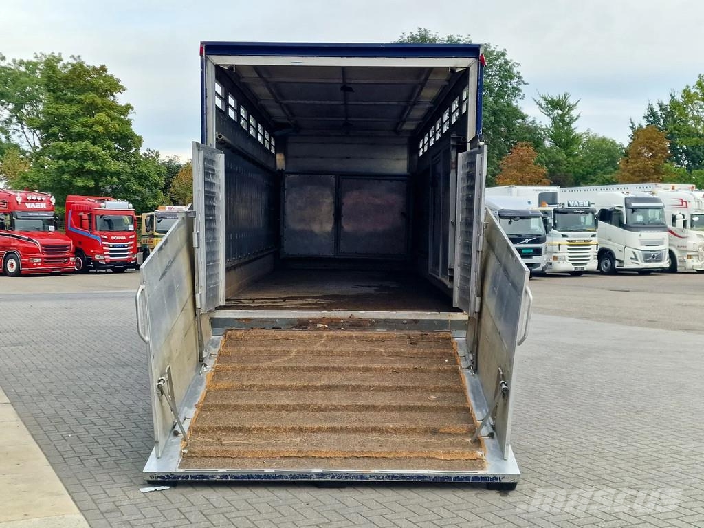Volvo FH 13.420 6x2 - 1 deck livestock + 2 deck Michiele Tovornjaki za prevoz živine