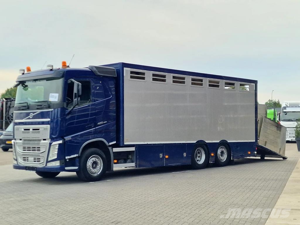 Volvo FH 13.420 6x2 - 1 deck livestock + 2 deck Michiele Tovornjaki za prevoz živine