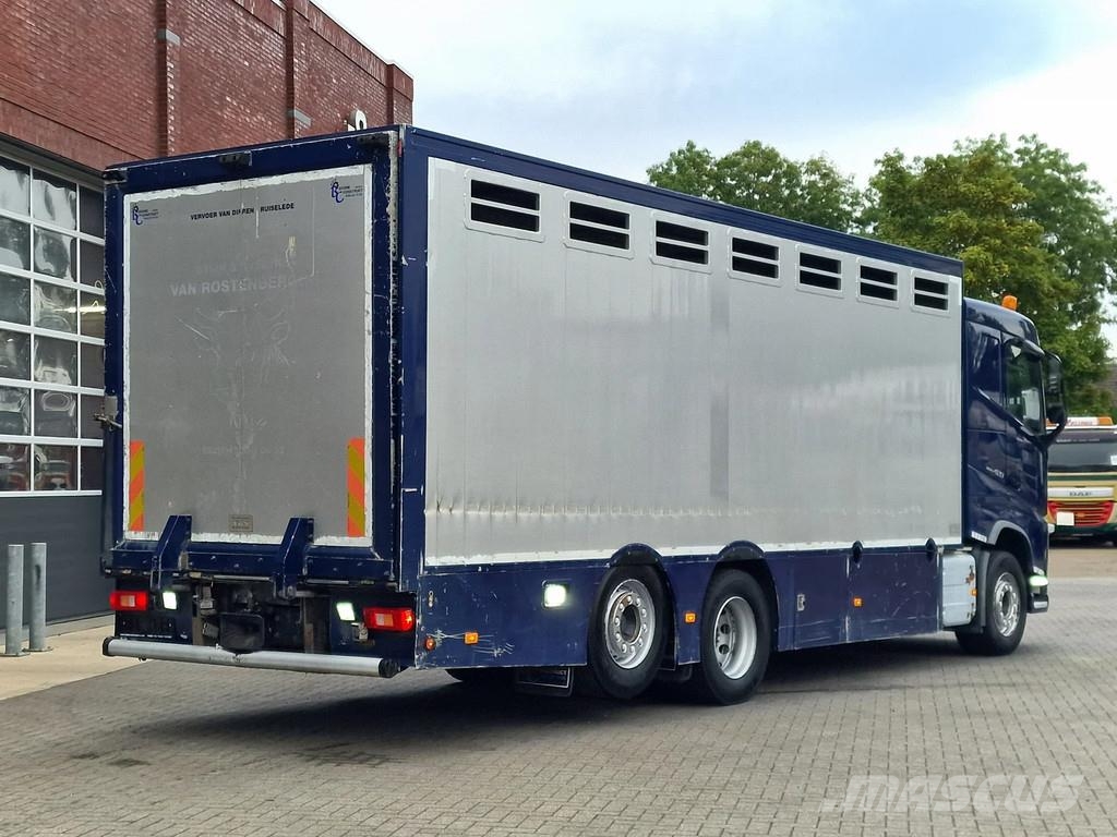 Volvo FH 13.420 6x2 - 1 deck livestock + 2 deck Michiele Tovornjaki za prevoz živine
