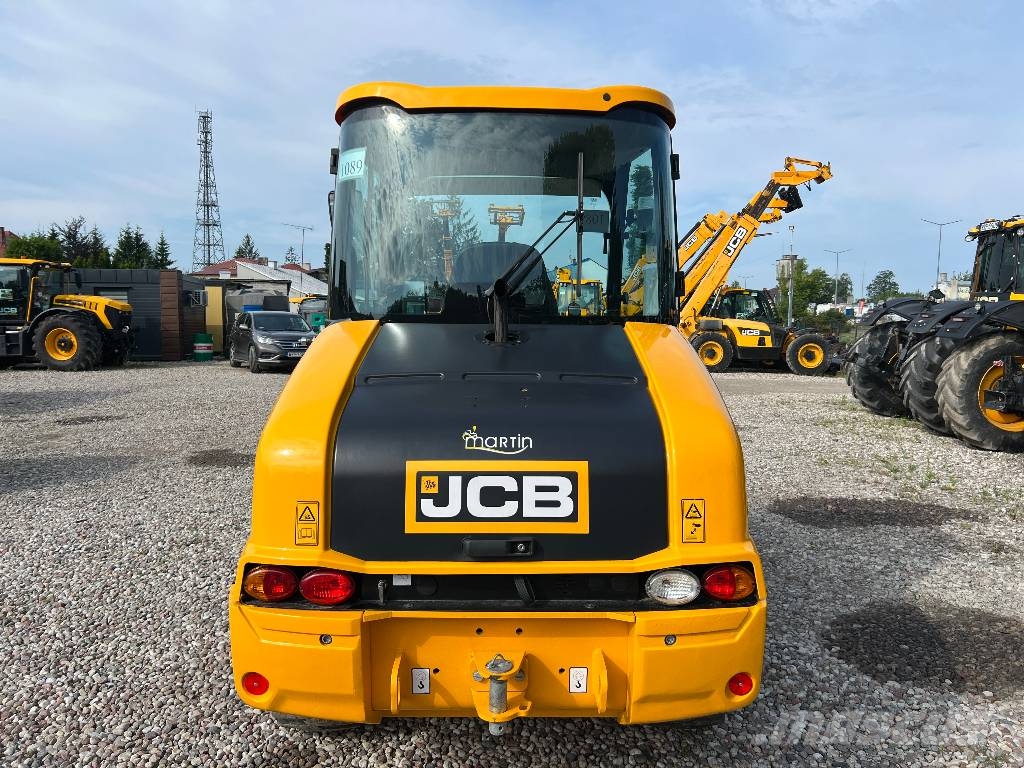 JCB 406 Pyöräkuormaajat