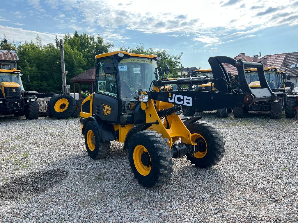 JCB 406 Pyöräkuormaajat