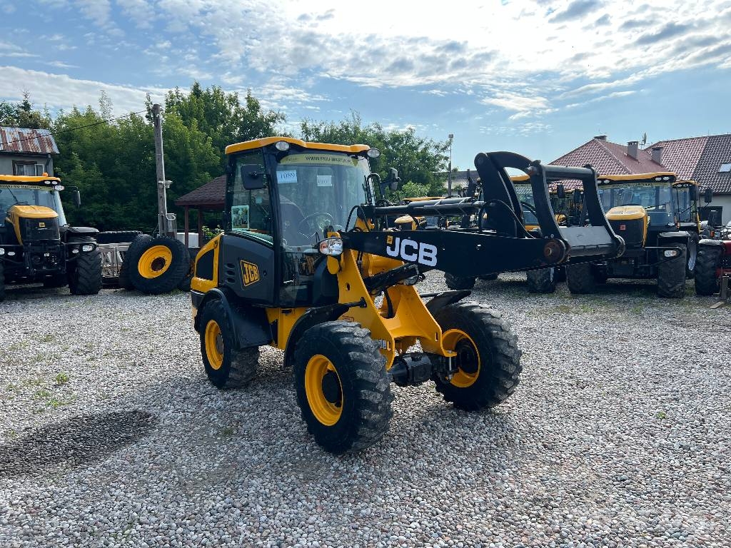 JCB 406 Pyöräkuormaajat