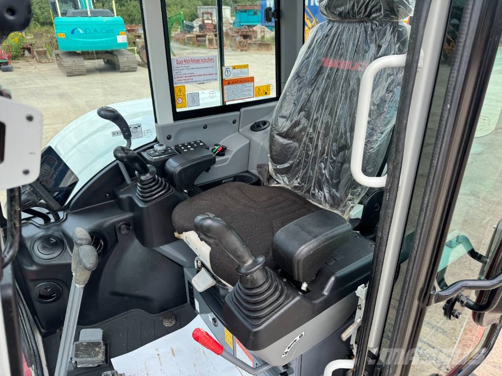 Takeuchi TB 370 Midigravere 7 - 12t