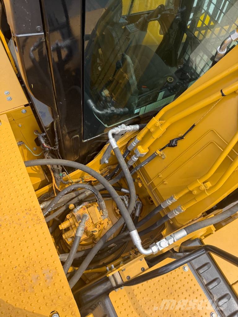 CAT 320  3000  units excavators in stock Kāpurķēžu ekskavatori