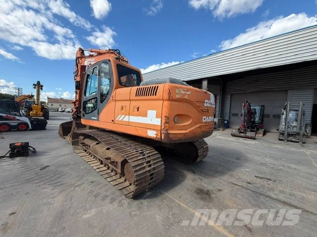 Doosan DX 180 LC حفارات زحافة