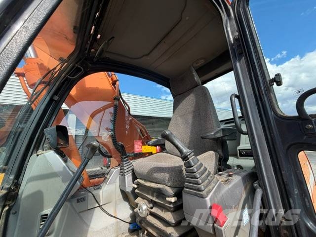 Doosan DX 180 LC حفارات زحافة