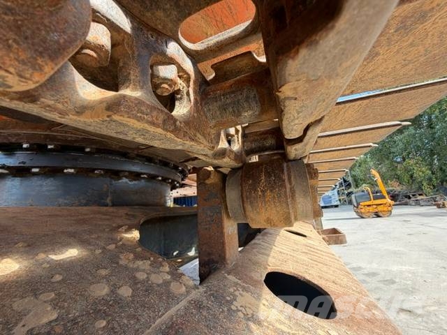 Doosan DX 180 LC حفارات زحافة