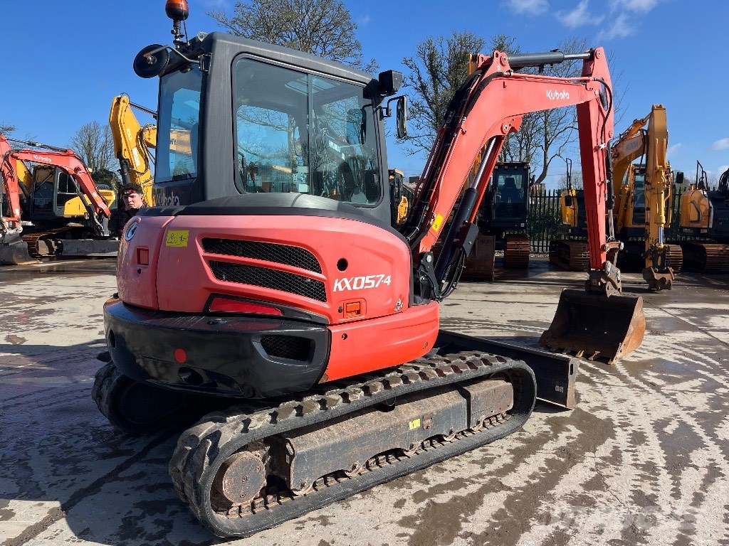 Kubota KX 057-4 حفارات صغيرة أقل من 7 طن (حفارات صغيرة)