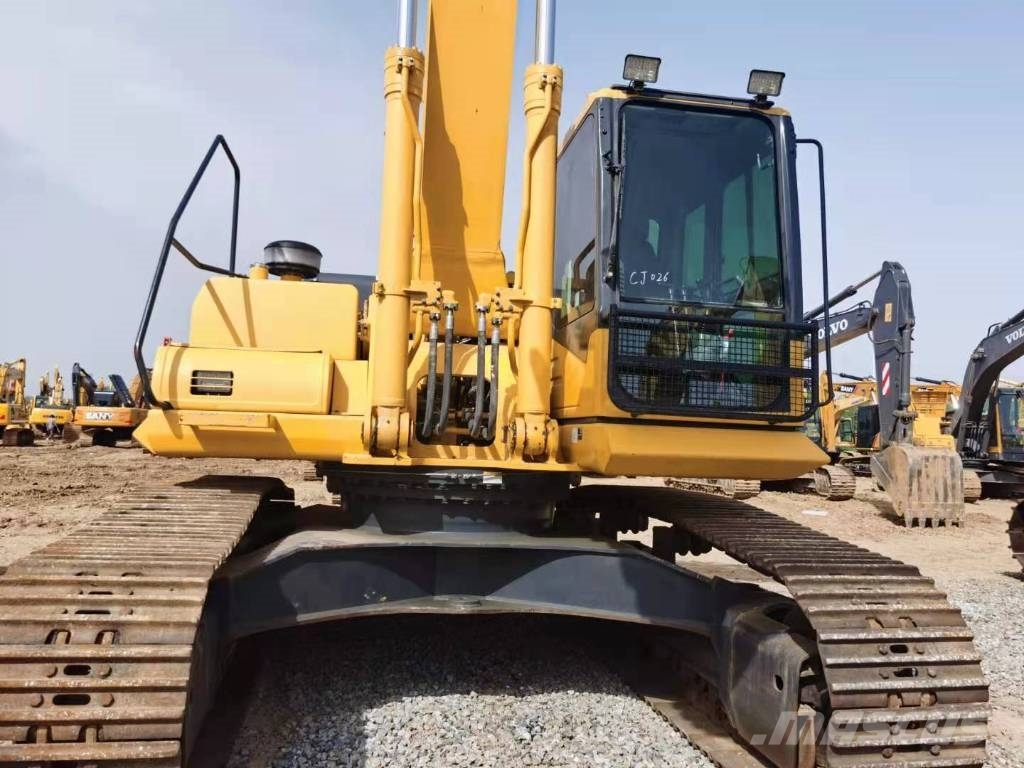 Komatsu PC360-7 حفارات زحافة