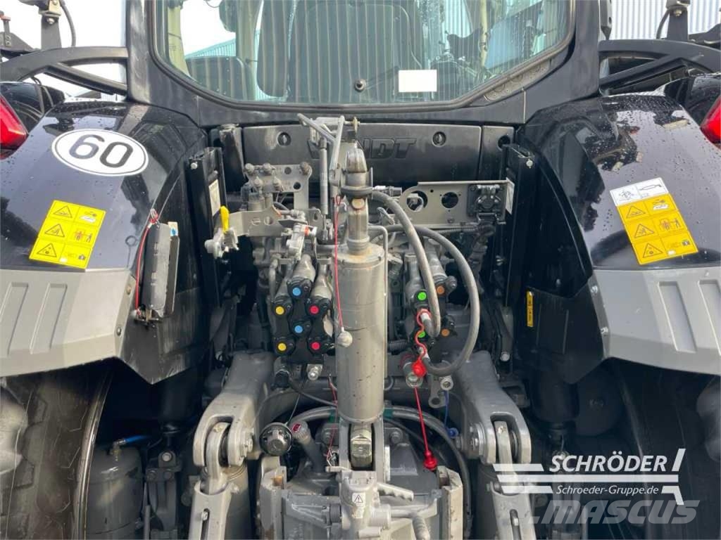 Fendt 728 VARIO GEN7 PROFI PLUS Traktorji