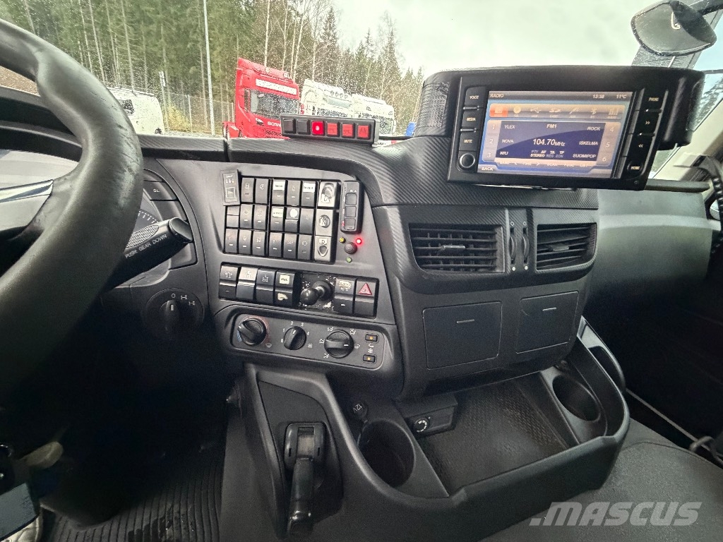 Iveco Trakker AT410T50 8x4 Koukkulava kuorma-autot