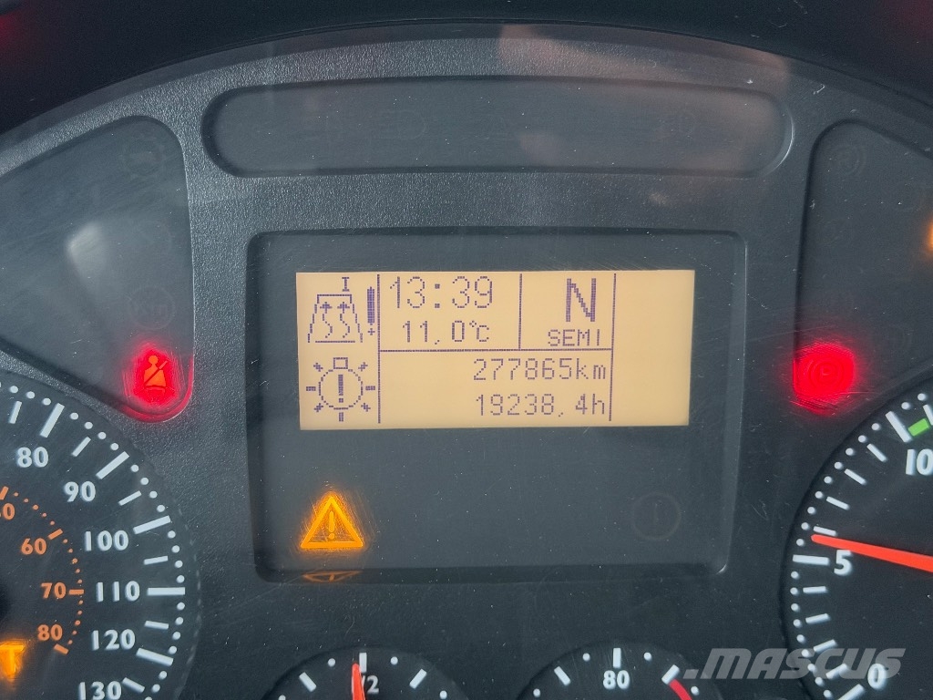 Iveco Trakker AT410T50 8x4 Koukkulava kuorma-autot