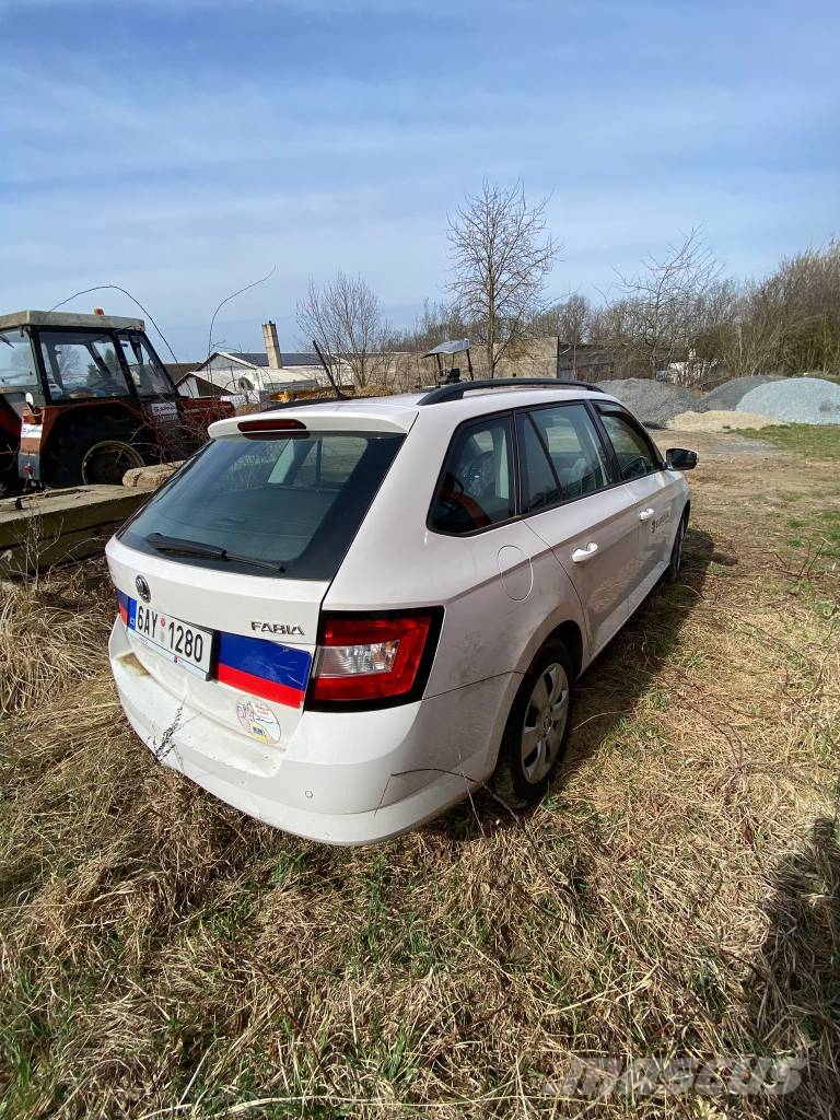 Skoda Fabia Carros