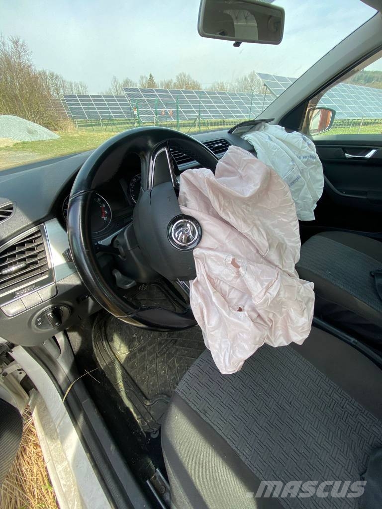 Skoda Fabia Carros