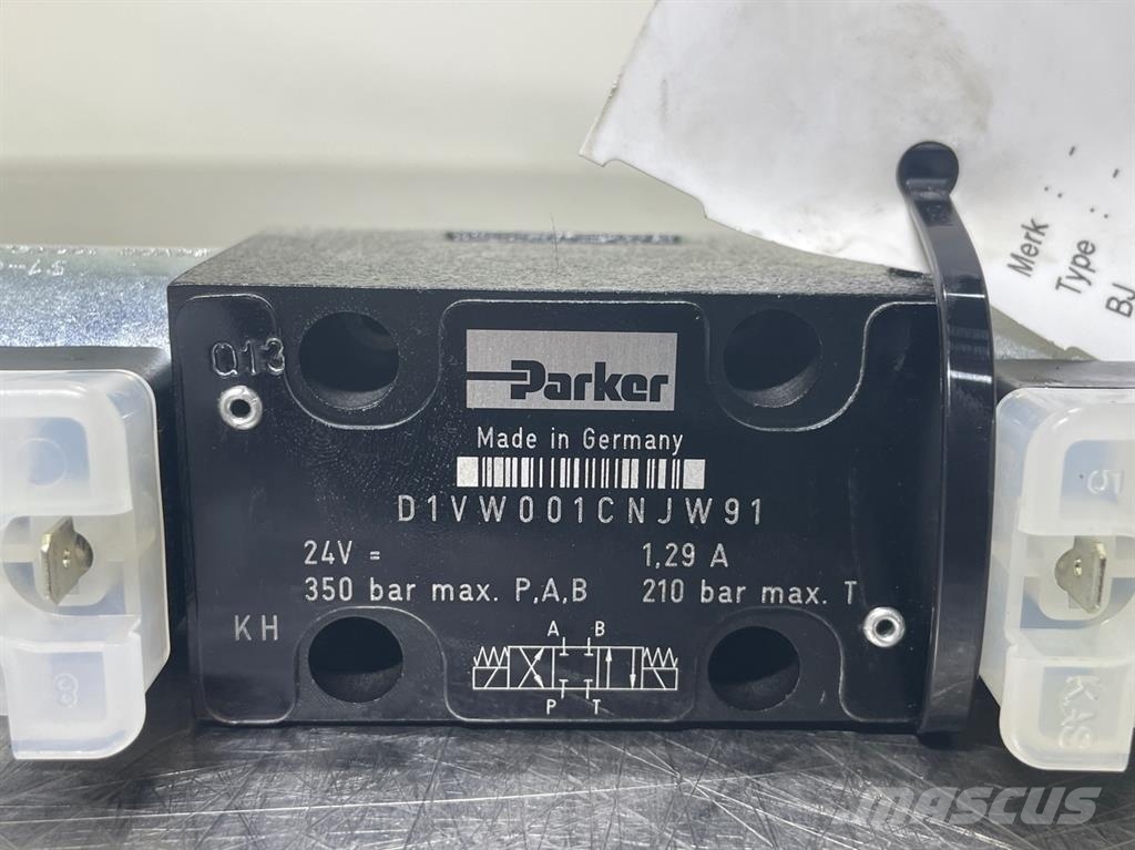 Parker D1VW001CNJW91 - NG6 4/3 Valve 12V Hydraulics