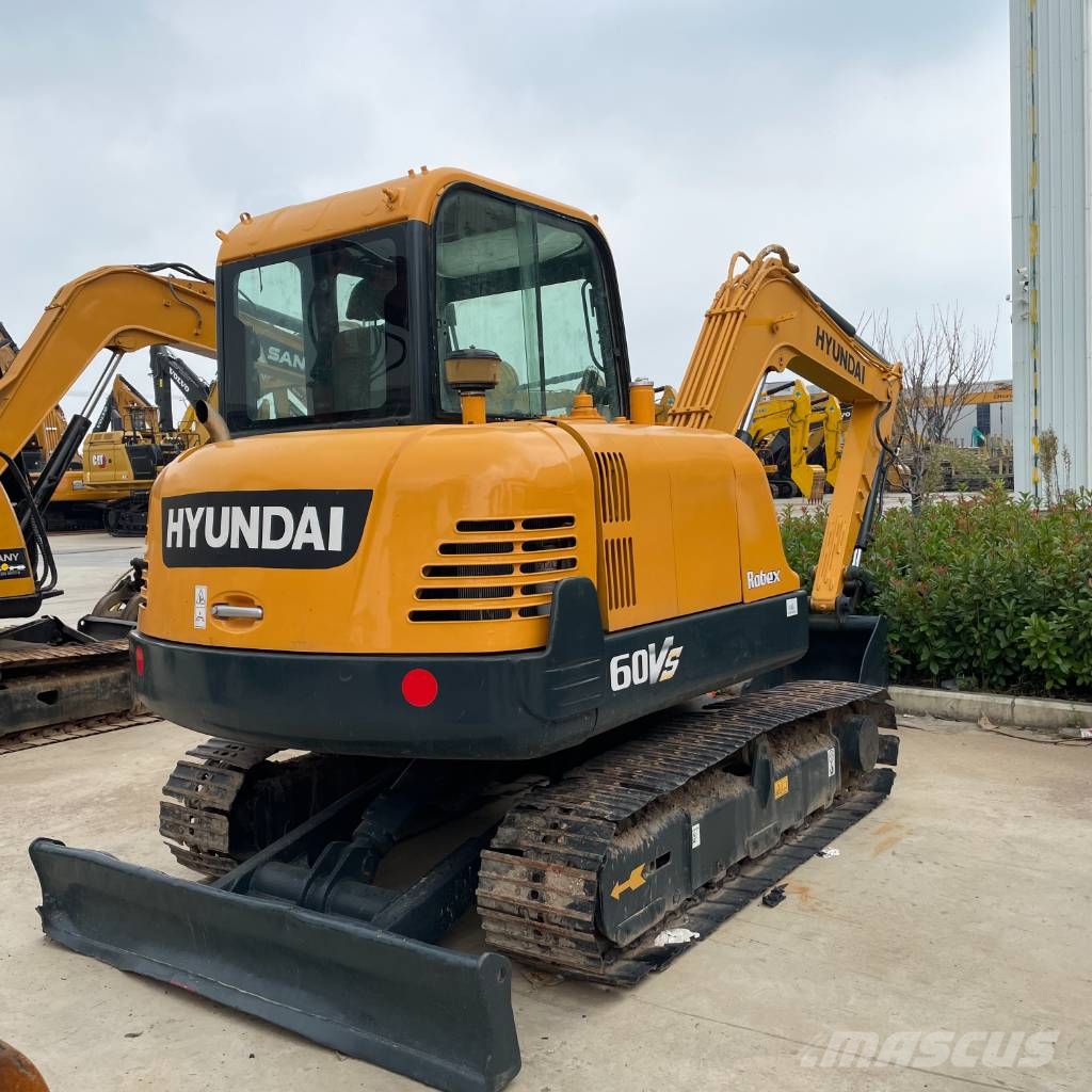 Hyundai R60 Mini bagri <7t