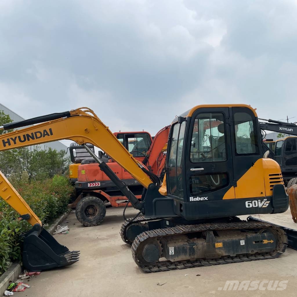 Hyundai R60 Mini bagri <7t