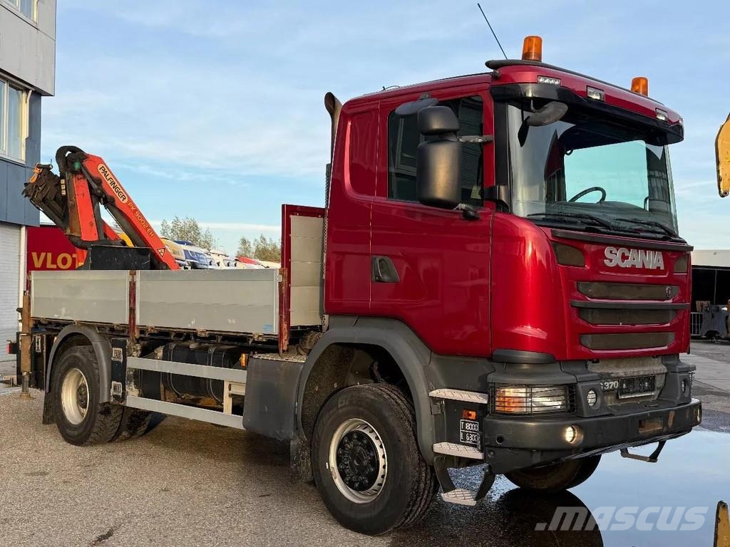 Scania G370 4X4 EURO 6 - PALFINGER PK9002 EH + REMOTE CON 덤프 트럭