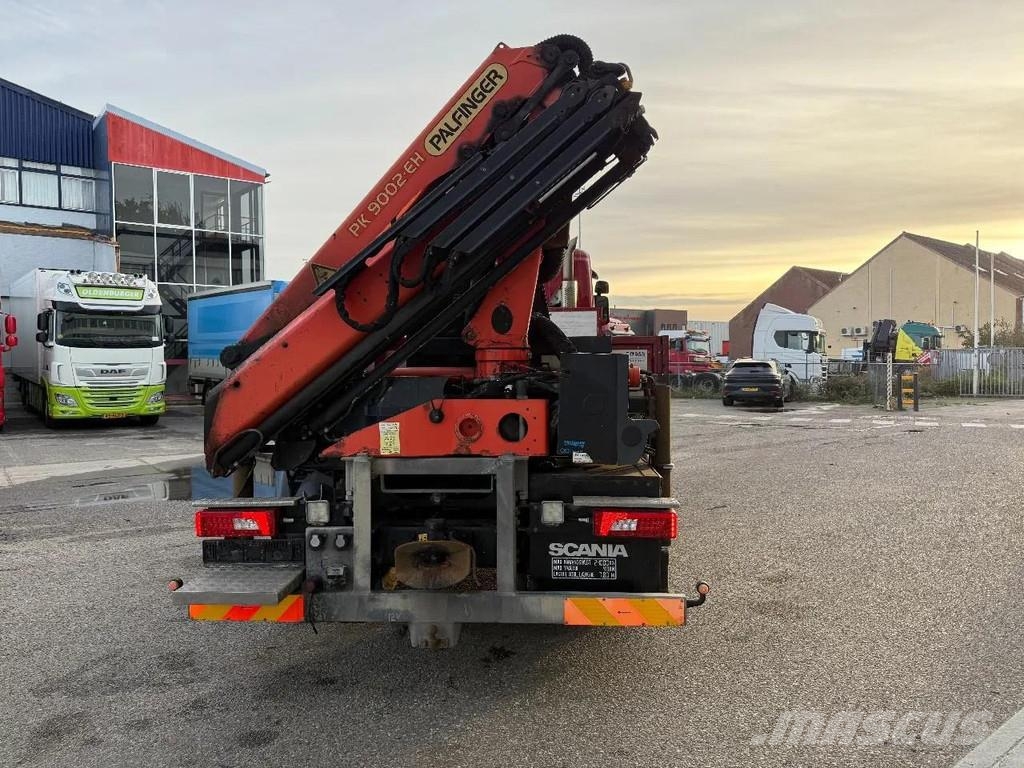Scania G370 4X4 EURO 6 - PALFINGER PK9002 EH + REMOTE CON 덤프 트럭