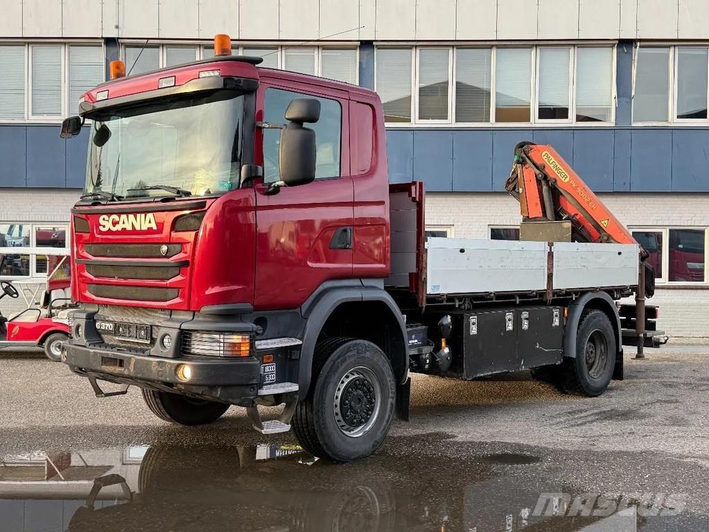 Scania G370 4X4 EURO 6 - PALFINGER PK9002 EH + REMOTE CON 덤프 트럭