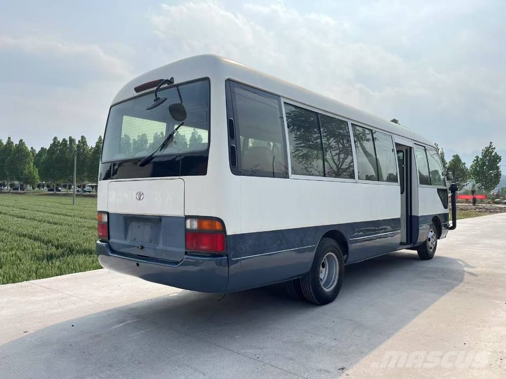 Toyota Coaster Bus 迷你巴士