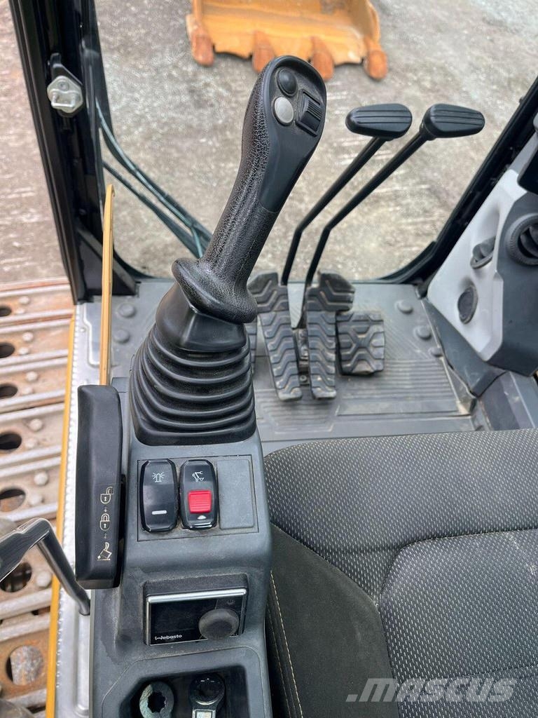 CAT 352 Escavatori cingolati