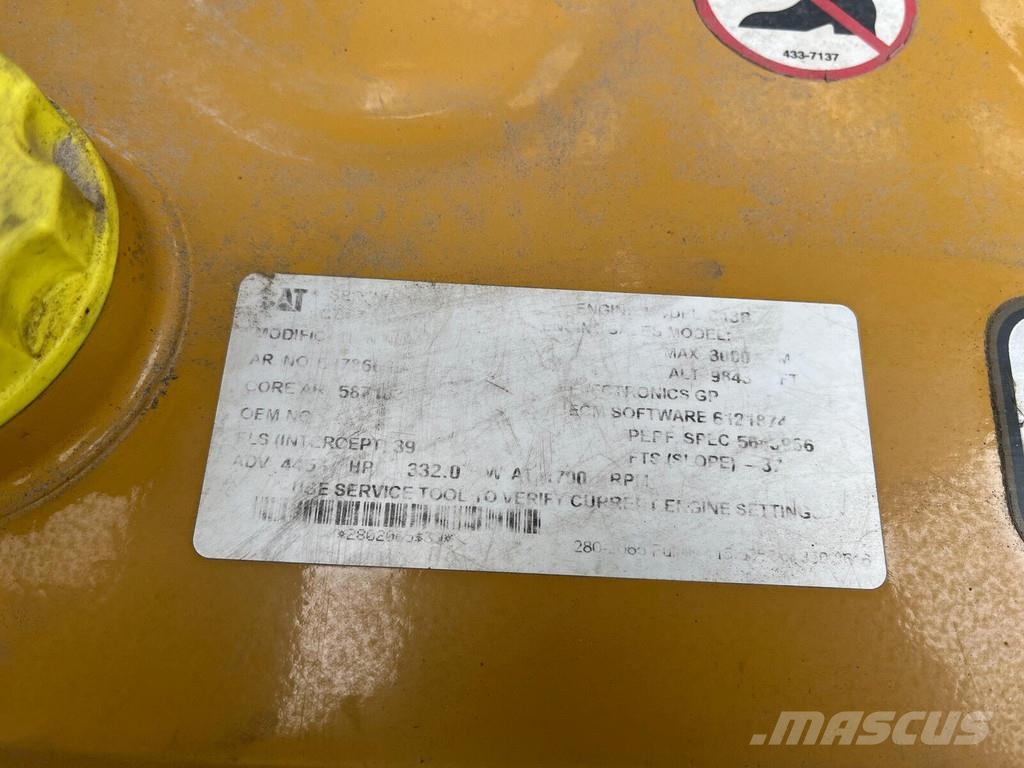 CAT 352 Escavatori cingolati