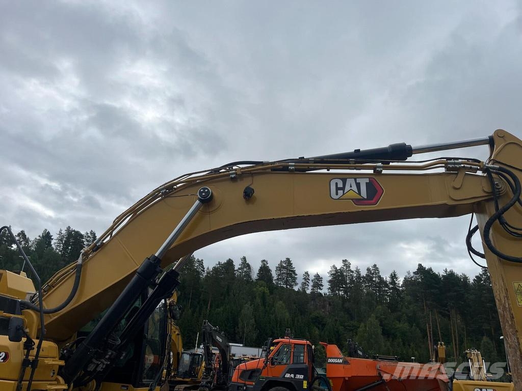 CAT 352 Escavatori cingolati