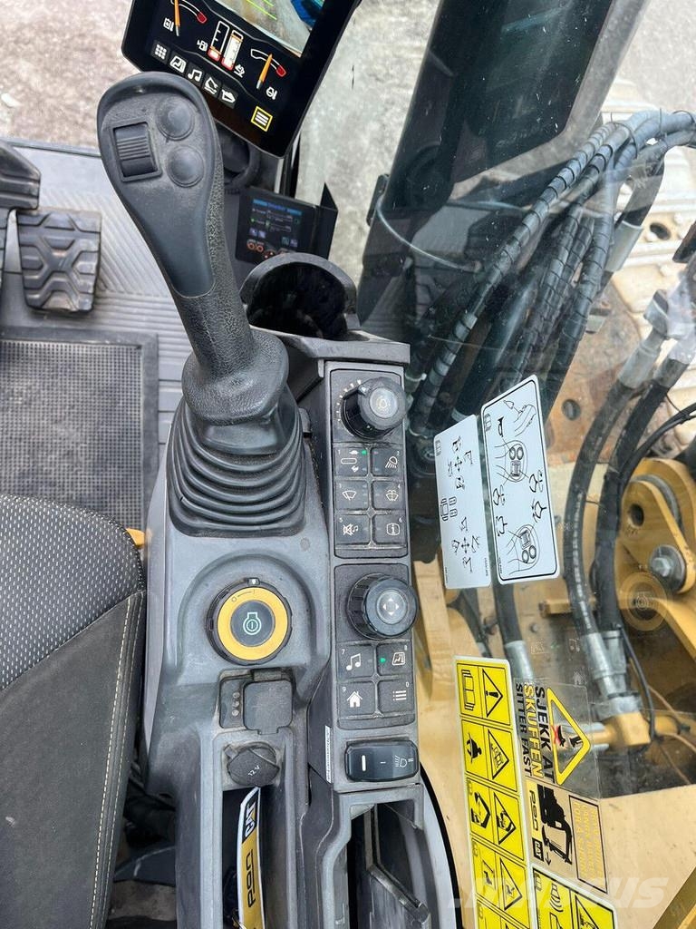 CAT 352 Escavatori cingolati