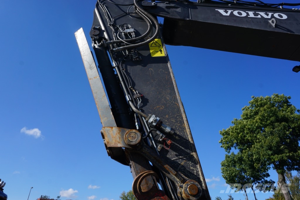 Volvo EC 300 ECL 大型油圧ショベル12t以上(パワーショベル・ユンボ)