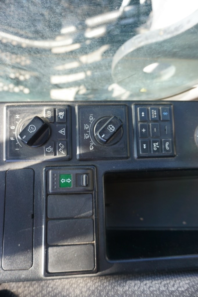 Volvo EC 300 ECL 大型油圧ショベル12t以上(パワーショベル・ユンボ)
