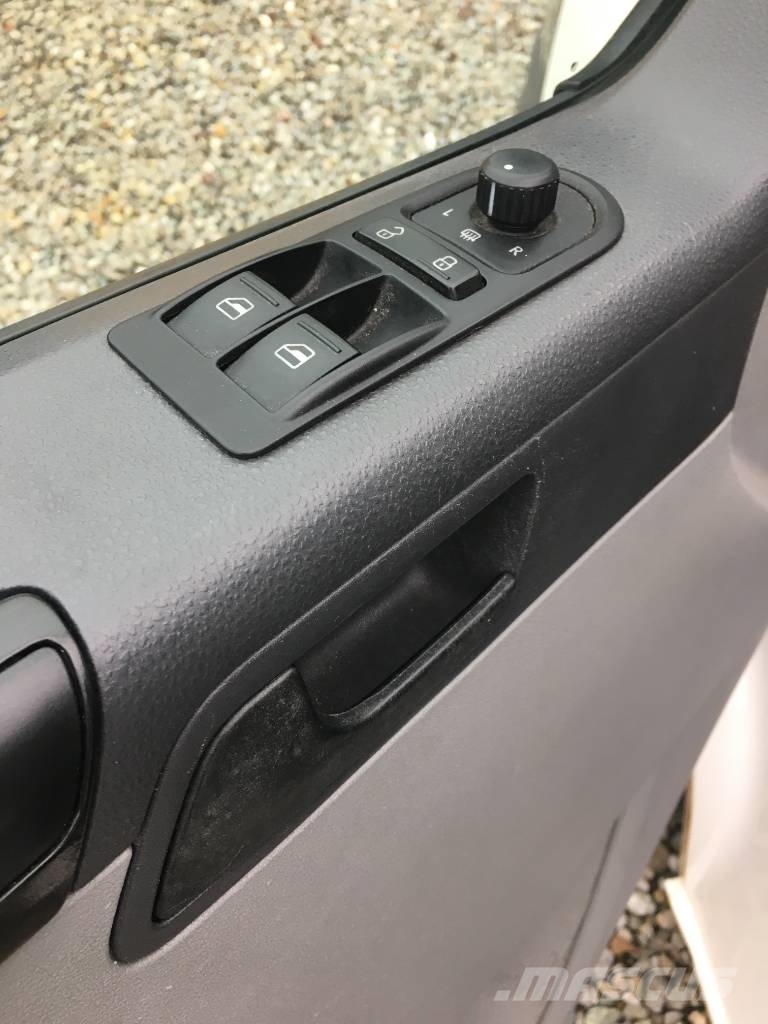 Volkswagen VW T5 2.0 TDI Kasten Flügeltüren 박스 바디