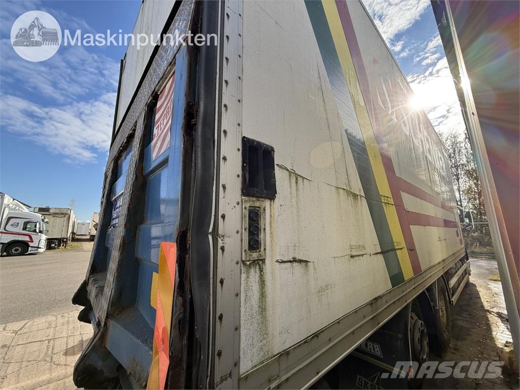 Volvo FM12 6X2 Dobozos teherautók