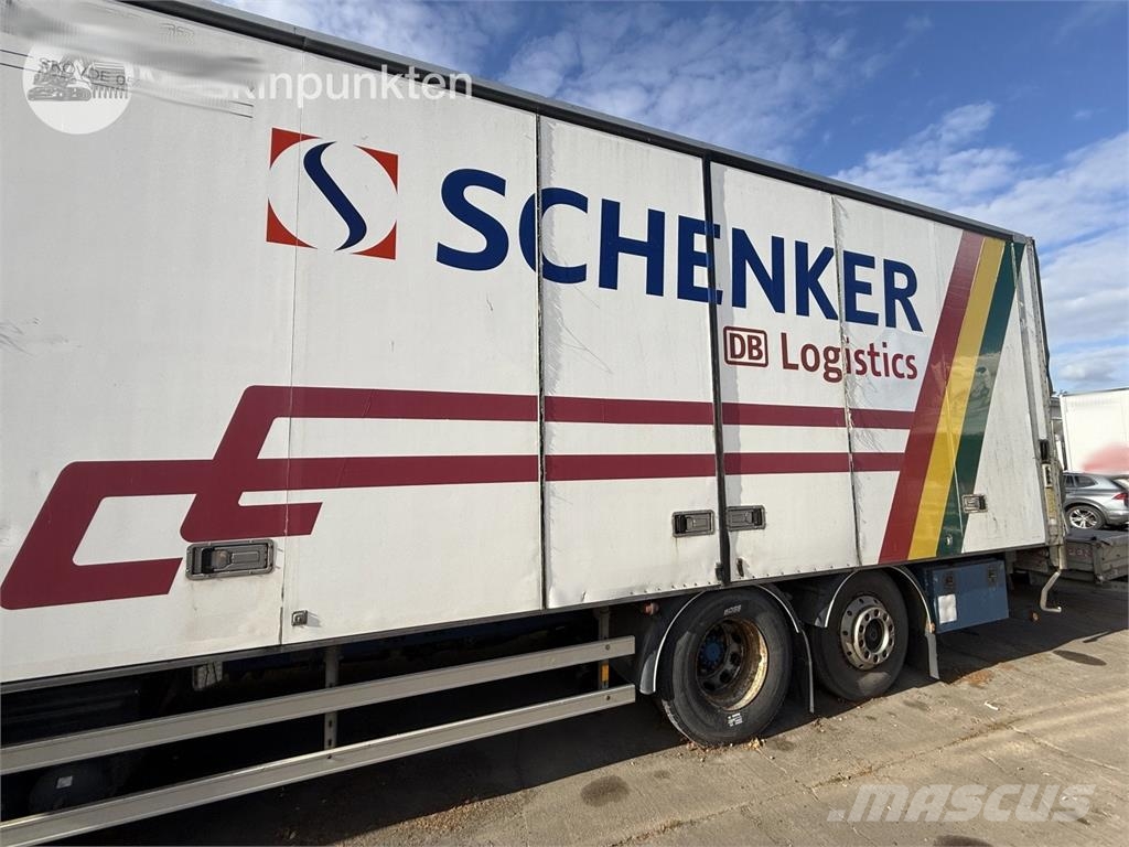 Volvo FM12 6X2 Camiones caja cerrada