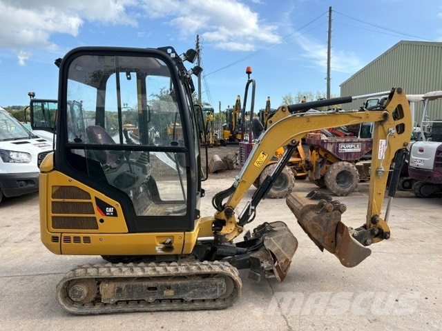 CAT 301.7 D Mini kotrók < 7t