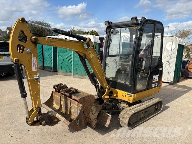 CAT 301.7 D Mini kotrók < 7t
