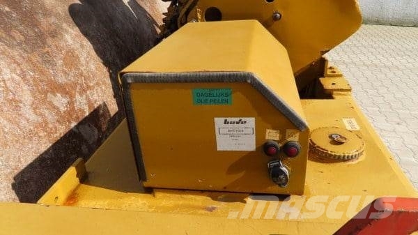 Vibromax W 501 Järelveetavad vibrorullid