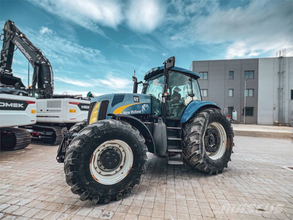 New Holland TG 285 Traktorji